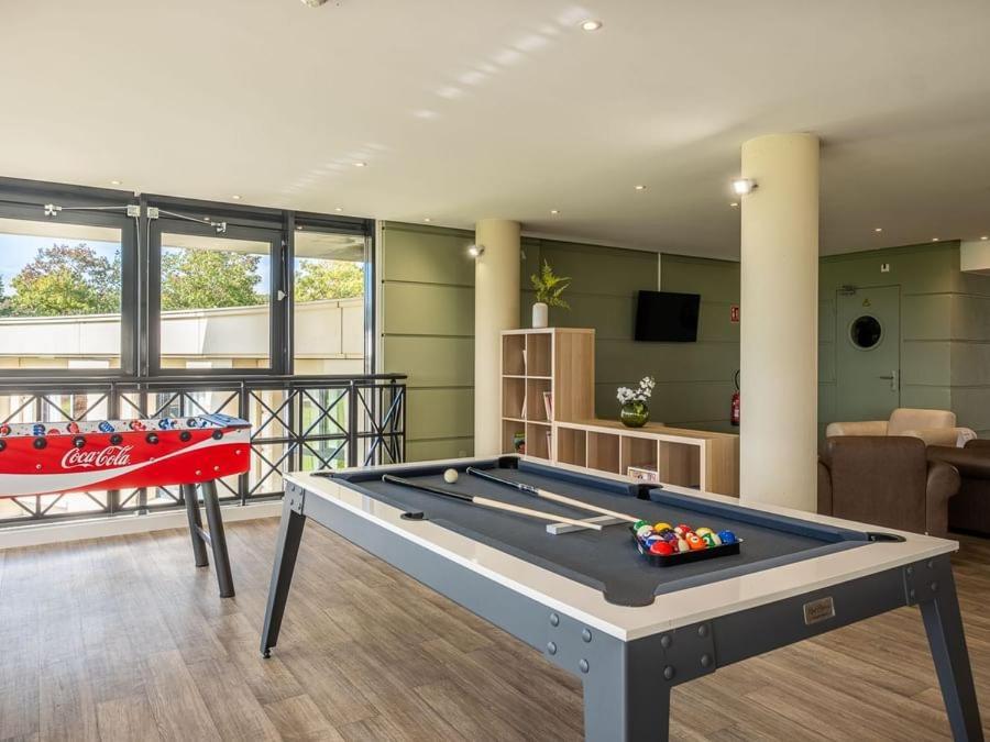 The Originals City, Hotel Des Volcans Champs  외부 사진
